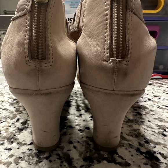 Women’s  shoes - Picture 3 of 4